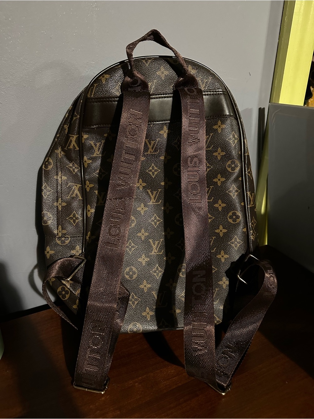 Backpack - Picture 4 of 13